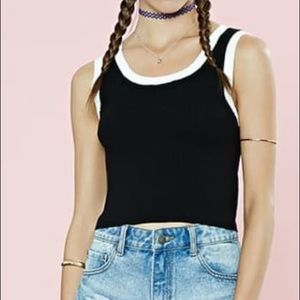 FOREVER 21 BLACK CROP TOP